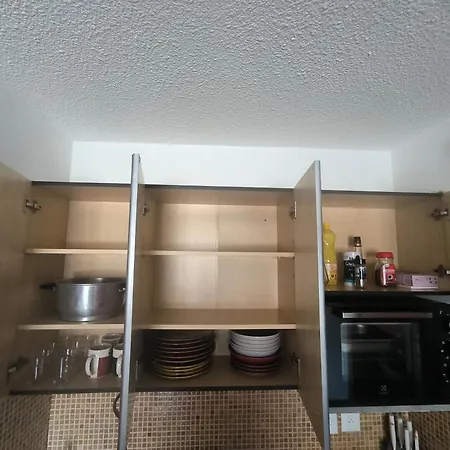 아파트 , Separate Bedroom 23m Box Velos